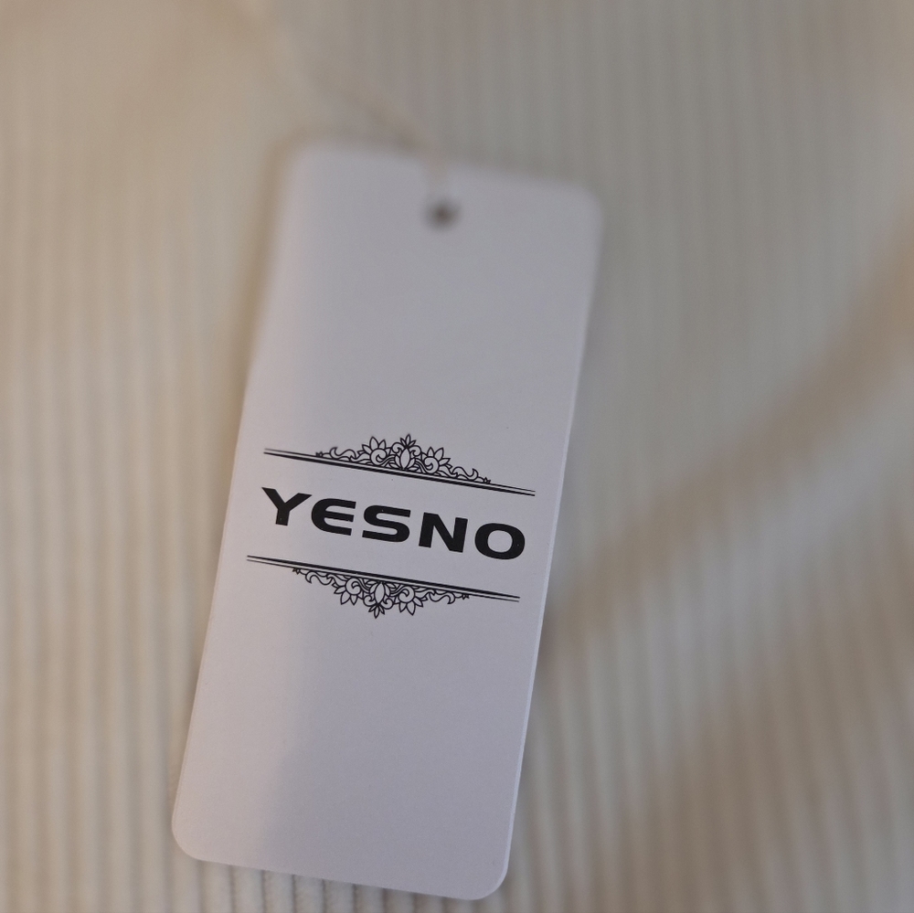 YESNO Ribbed BurgundyPantsuit